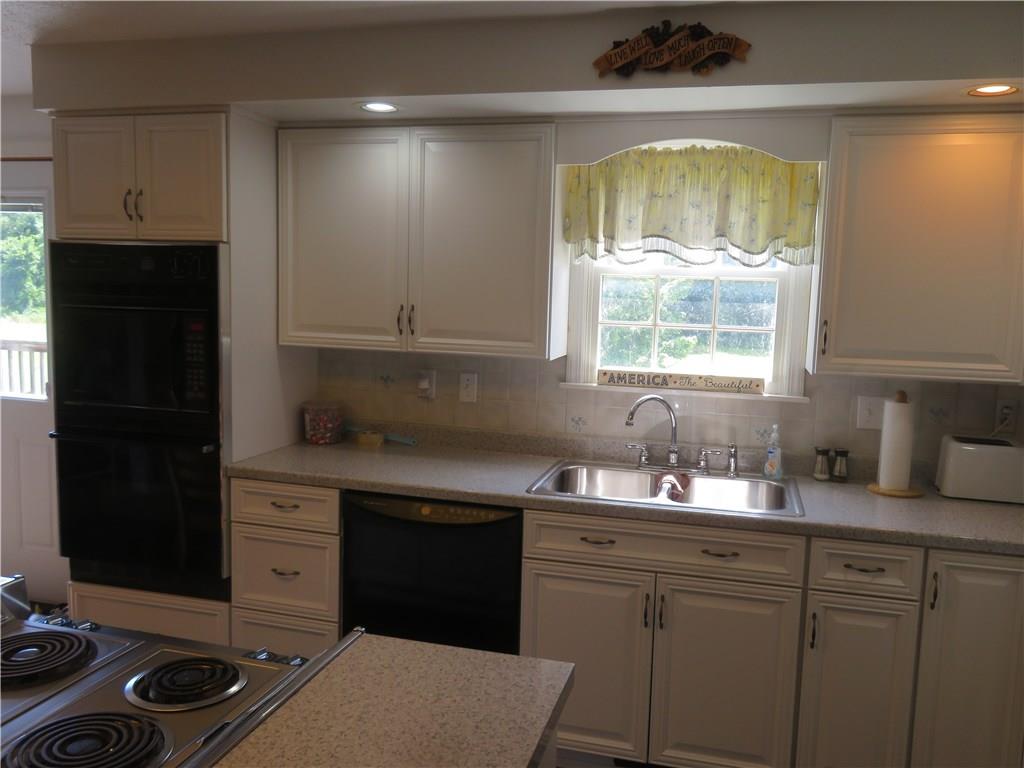 1355 Smith Township State Road Burgettstown, PA 15021 - Photo 7 of 24