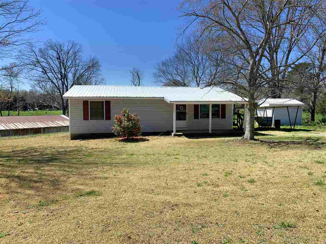215 Red Barn Road Landrum, SC 29356 - Photo 6 of 25