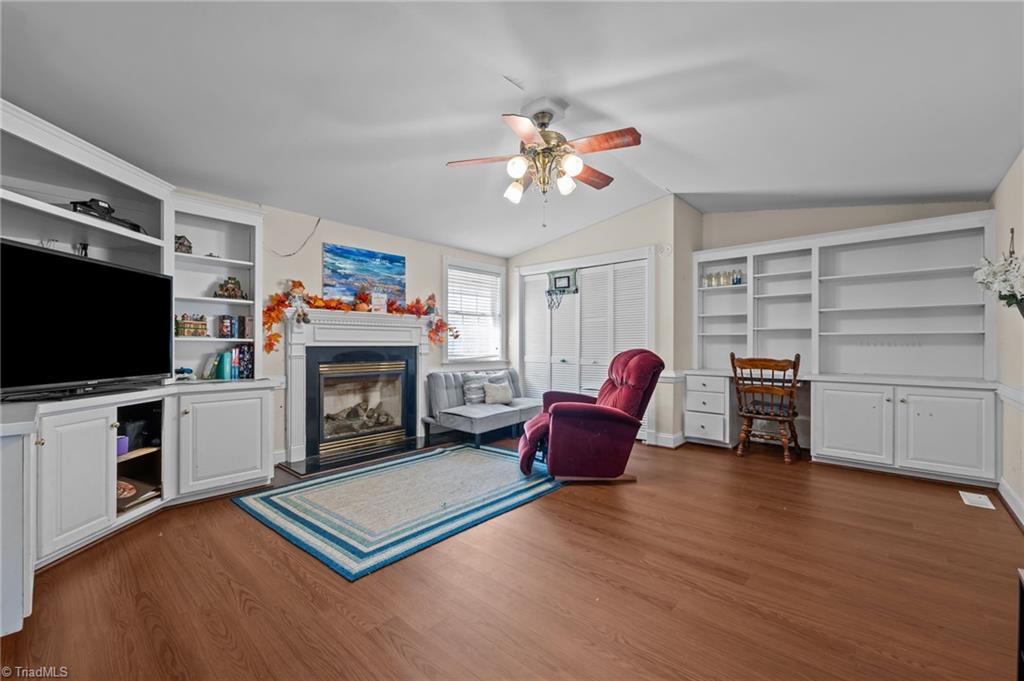 2348 John Thompson Road Graham, NC 27253 - Photo 23 of 34 Den with built ins