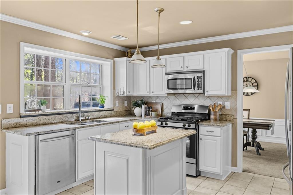 7335 Lytham Trace Cumming, GA 30041 - Photo 11 of 49