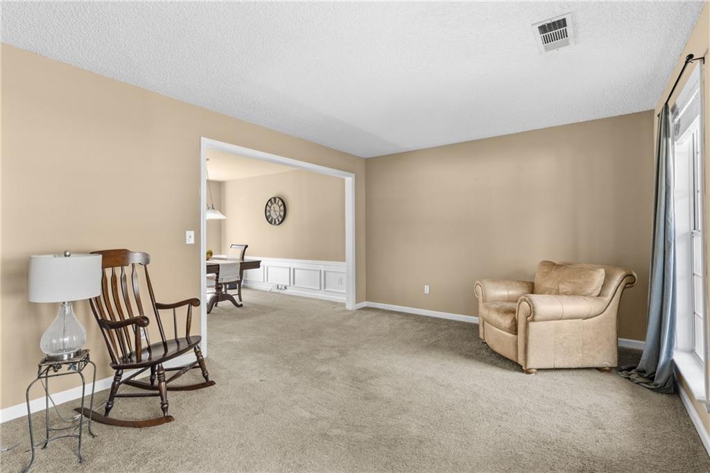 7335 Lytham Trace Cumming, GA 30041 - Photo 8 of 49