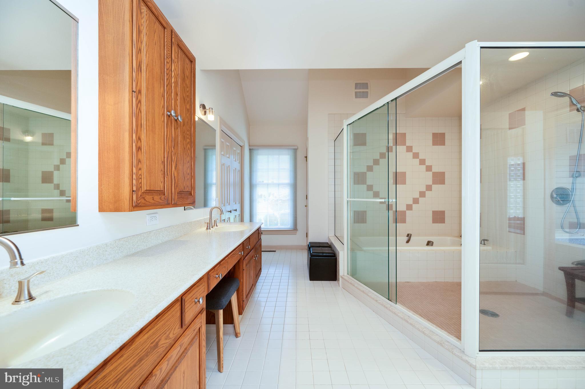 14 Quail Ridge Drive Reading, PA 19607 - Photo 38 of 75 MASTER BATH