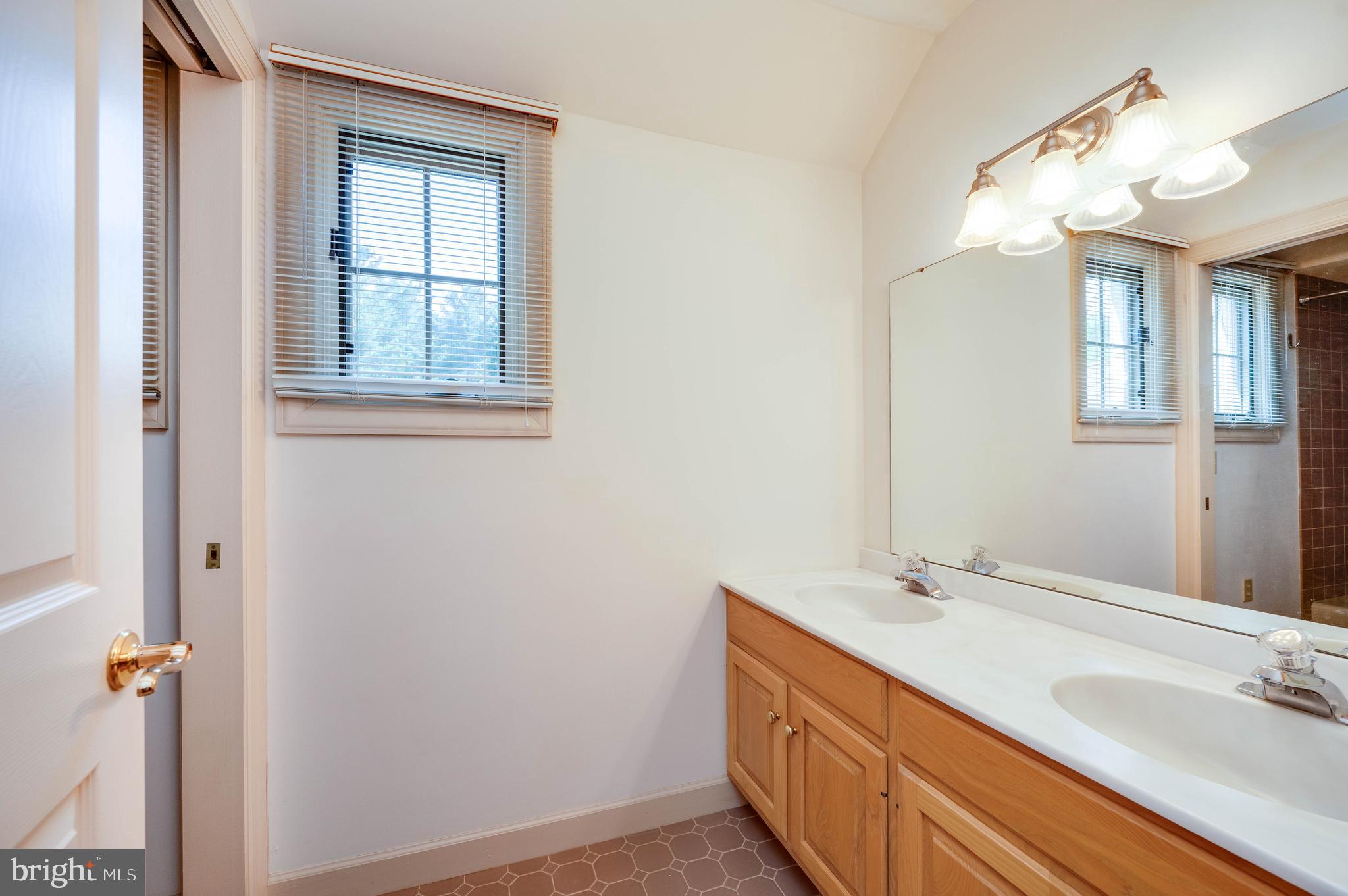 14 Quail Ridge Drive Reading, PA 19607 - Photo 55 of 75 FULL BATH 2ND FLOOR