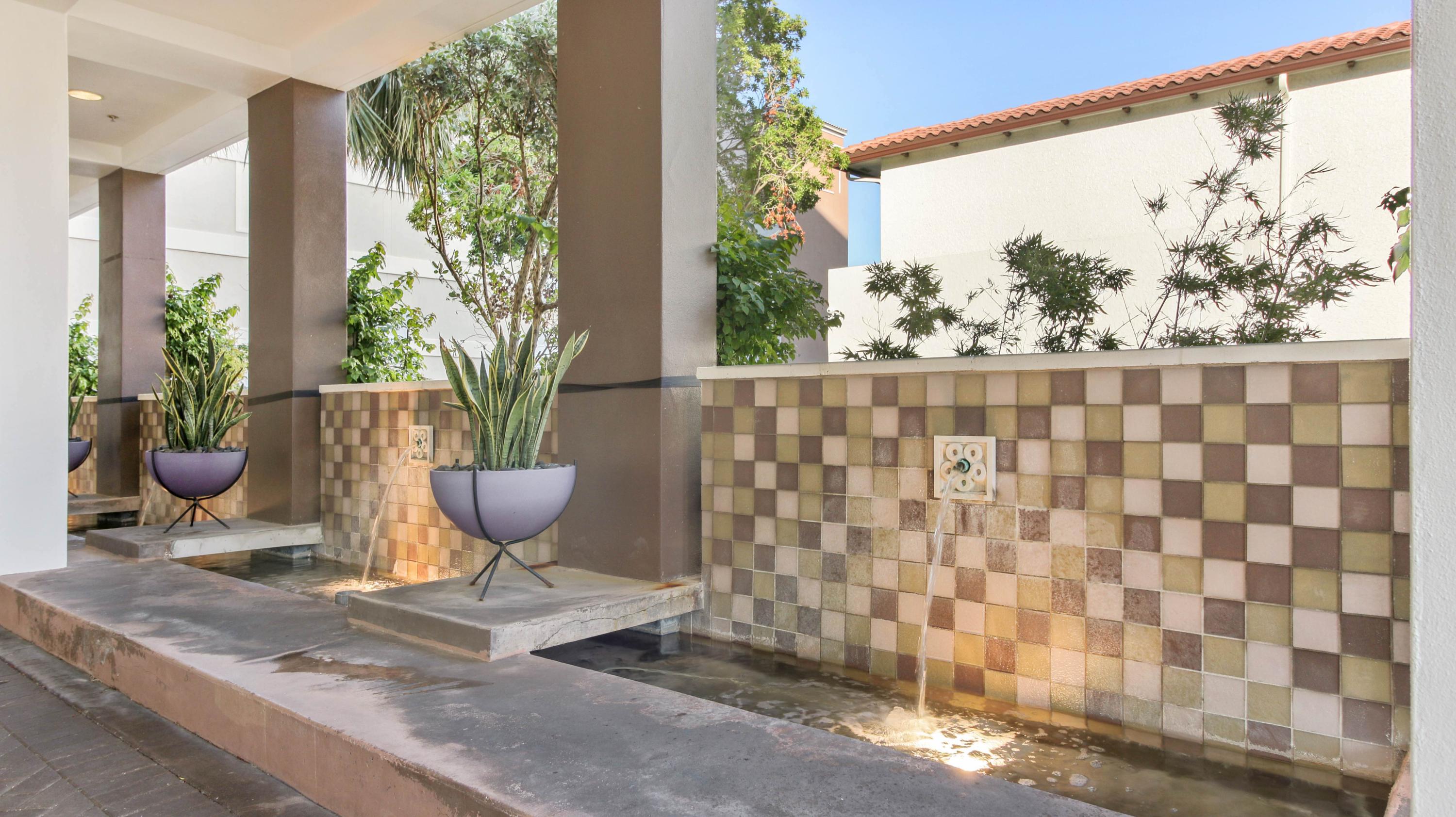 455 East Palmetto Park Road, Unit 5W Boca Raton, FL 33432 - Photo 25 of 36 Building entrance