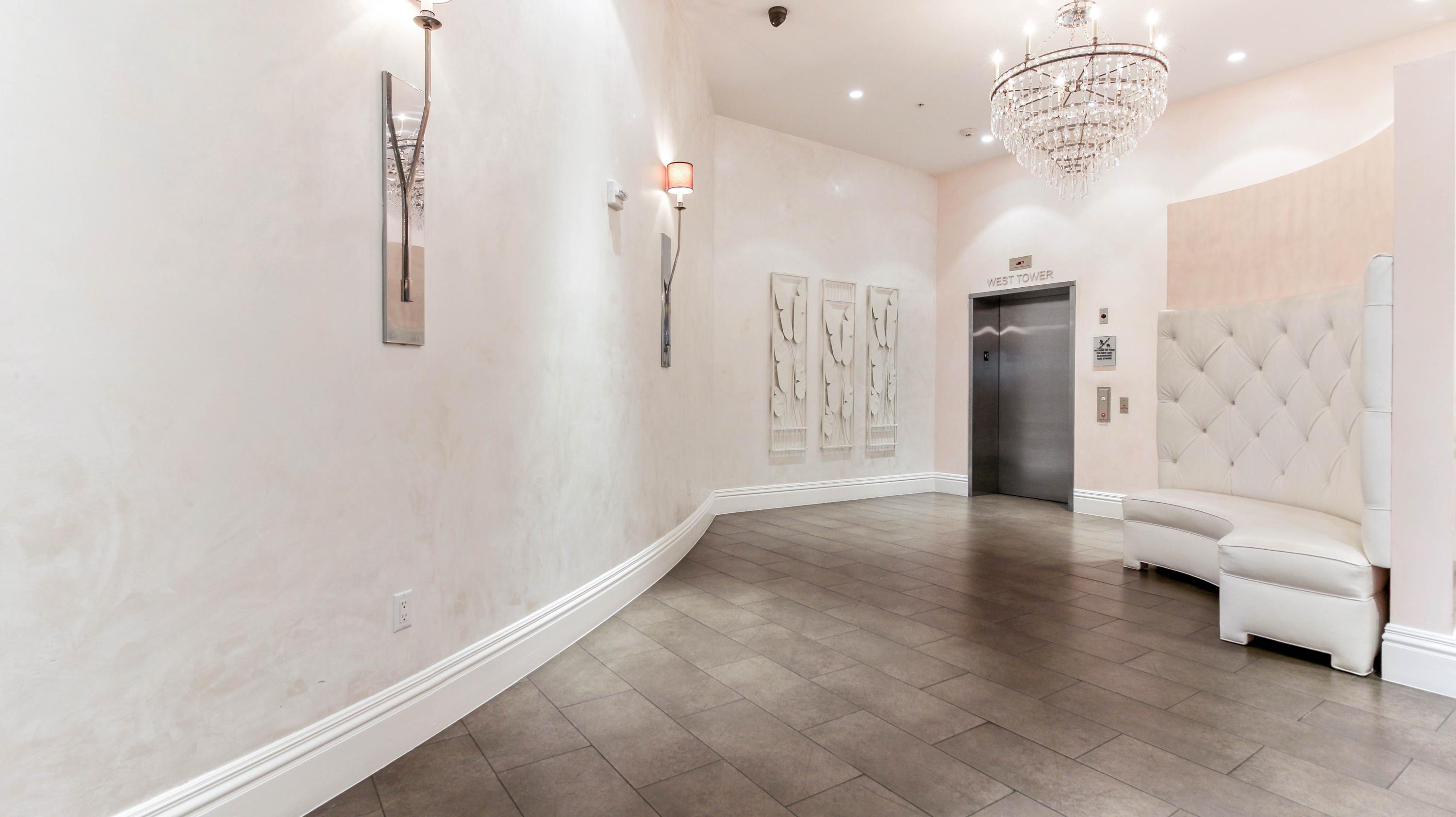 455 East Palmetto Park Road, Unit 5W Boca Raton, FL 33432 - Photo 29 of 36 Lobby