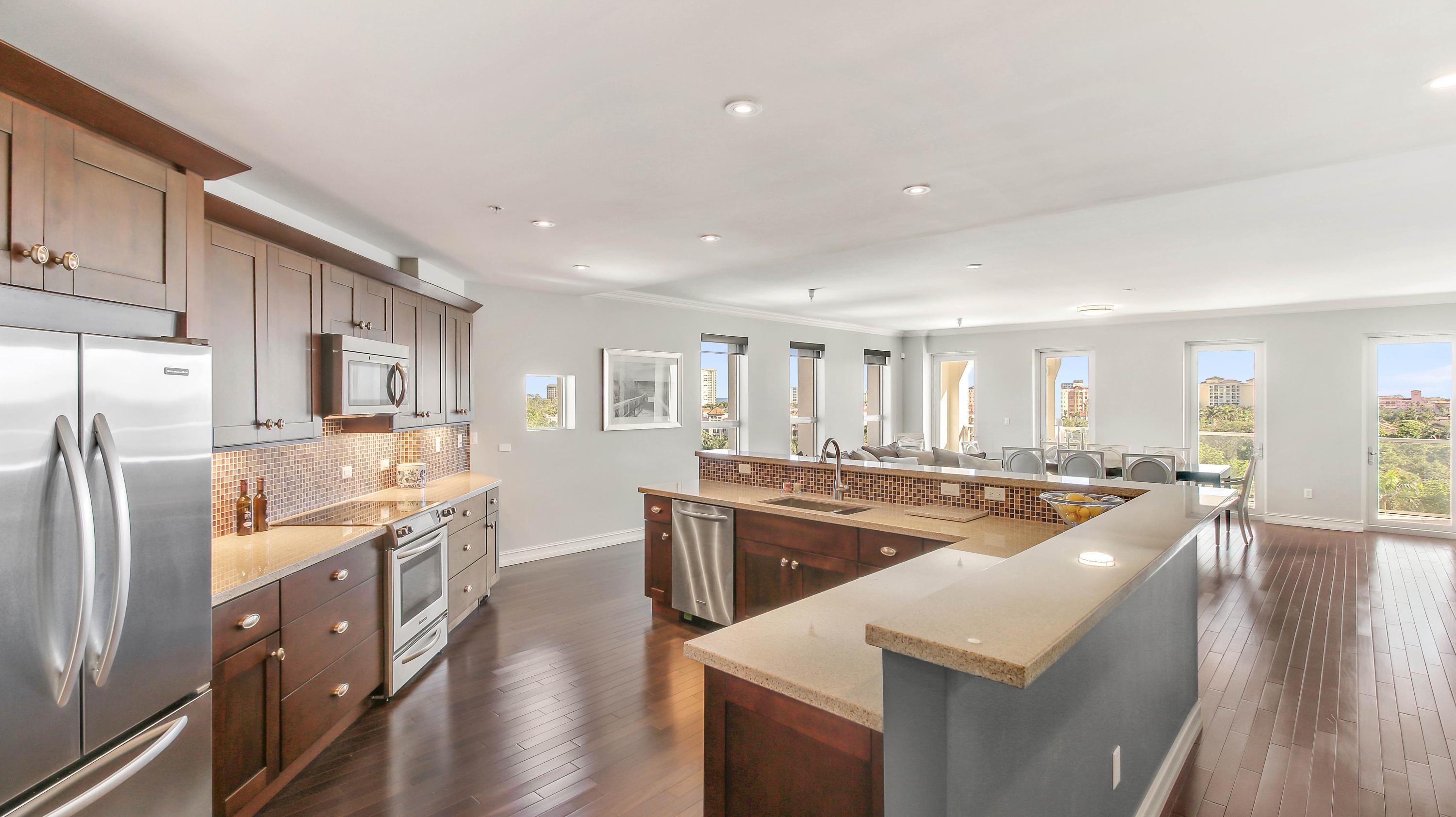 455 East Palmetto Park Road, Unit 5W Boca Raton, FL 33432 - Photo 6 of 36 Kitchen