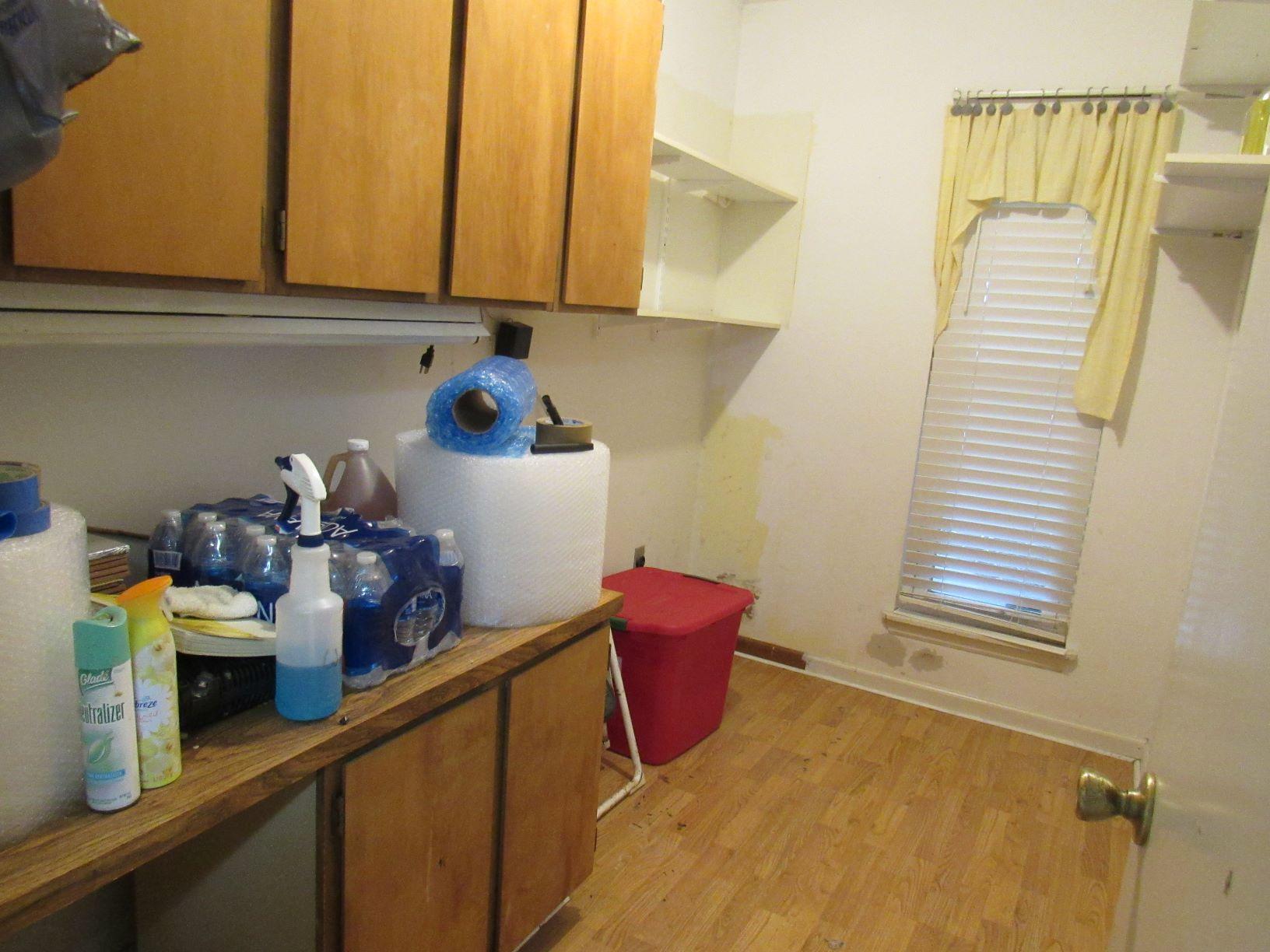 5764 Wyncliff Road North Charleston, SC 29418 - Photo 8 of 26 laundry1 - Copy
