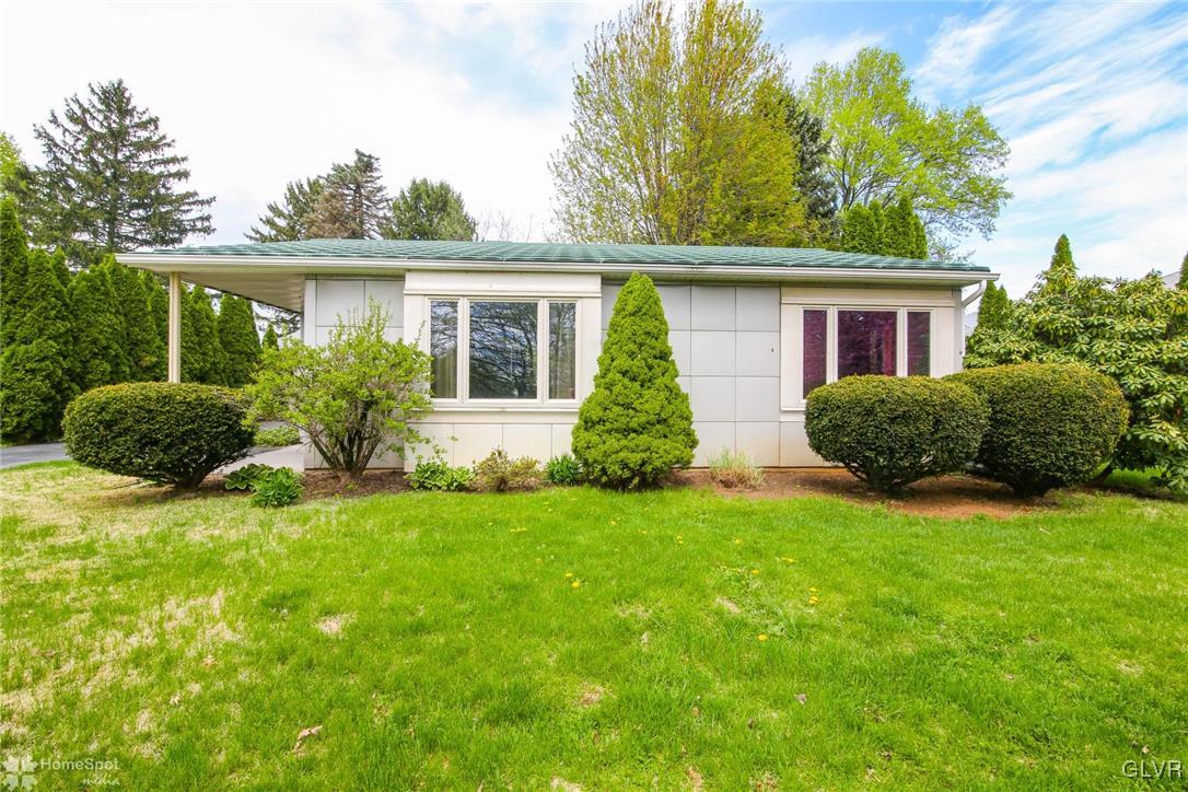 3225 Edinburgh Road Allentown, PA 18104 - Photo 1 of 27 Gallery Image 1