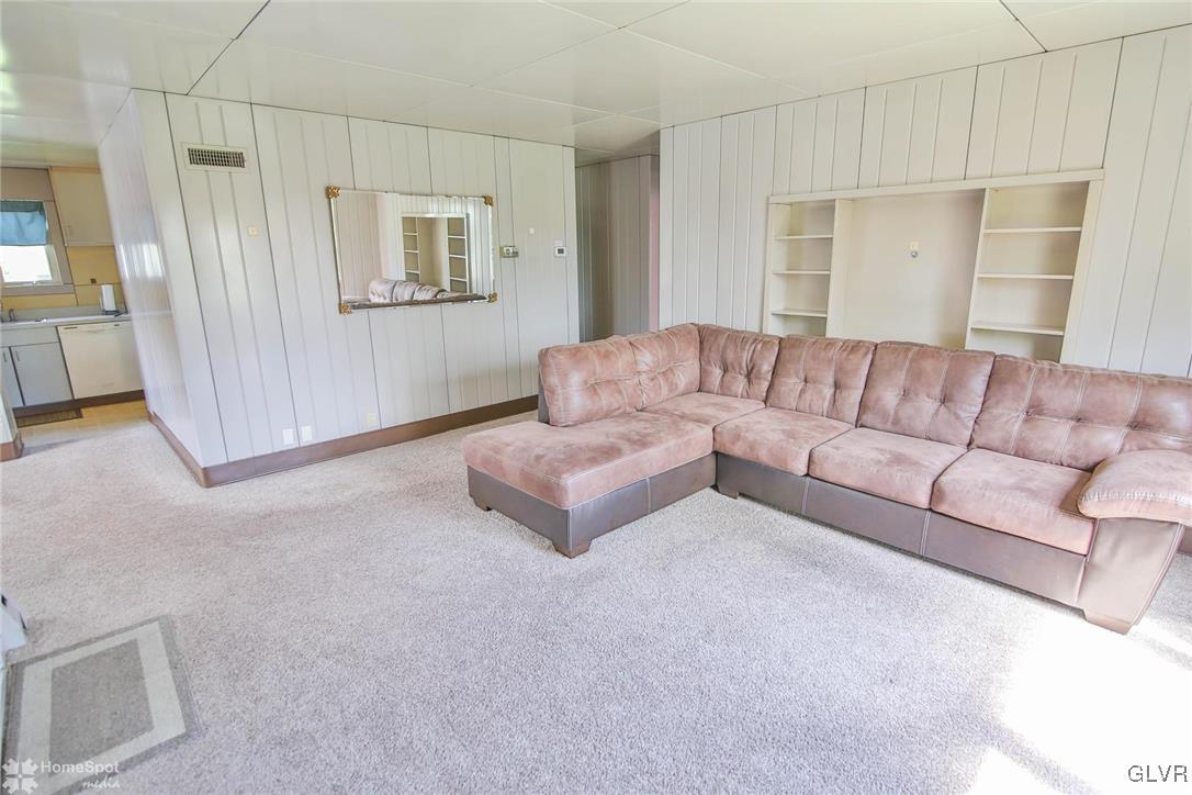3225 Edinburgh Road Allentown, PA 18104 - Photo 5 of 27 Gallery Image 5