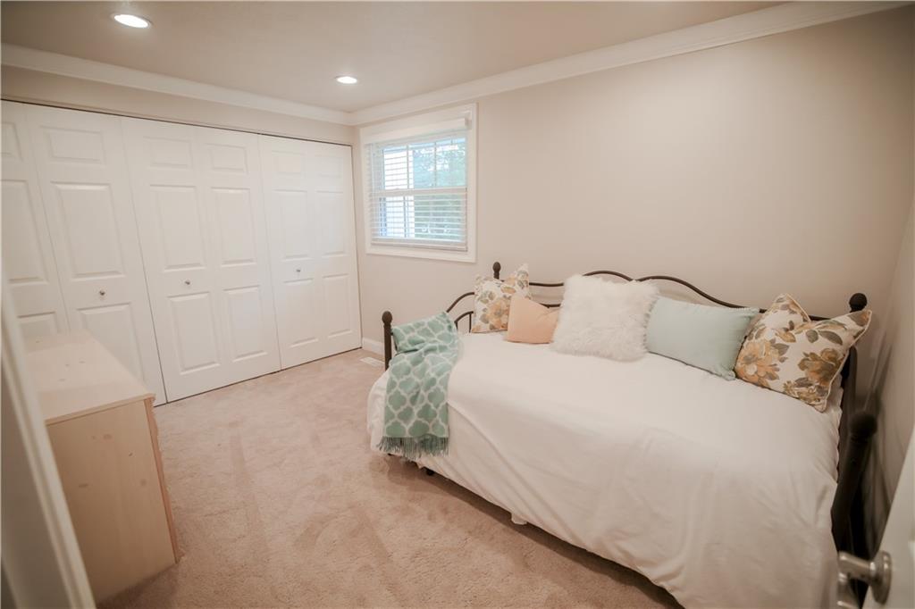 5493 Library Road, Unit 15 Bethel Park, PA 15102 - Photo 17 of 25 Gallery Image 17