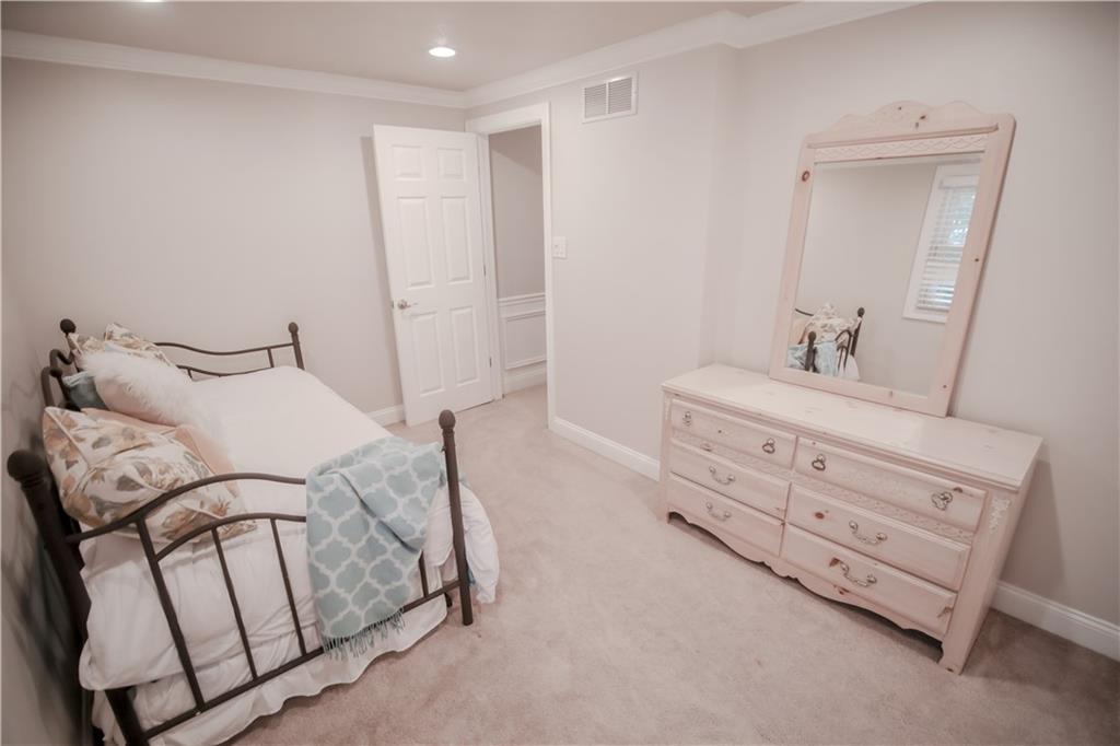 5493 Library Road, Unit 15 Bethel Park, PA 15102 - Photo 18 of 25 Gallery Image 18