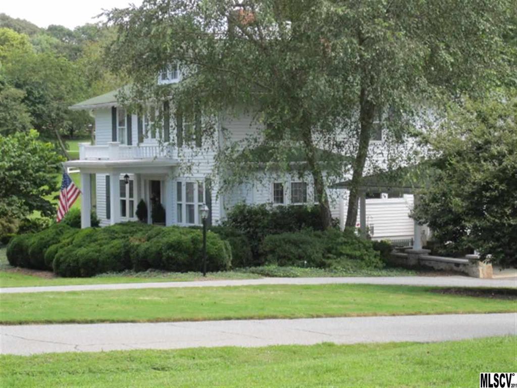 5612 Grace Chapel Road Hickory, NC 28601 - Photo 2 of 25 Gallery Image 2