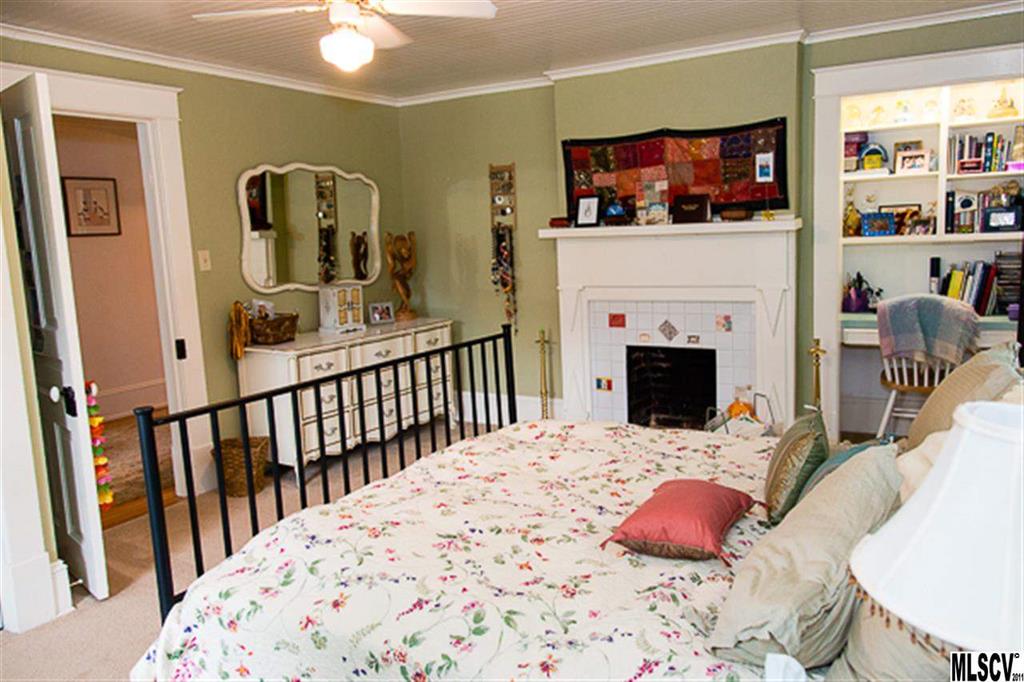 5612 Grace Chapel Road Hickory, NC 28601 - Photo 11 of 25 Gallery Image 11