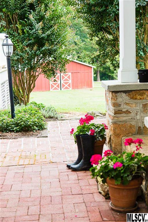 5612 Grace Chapel Road Hickory, NC 28601 - Photo 15 of 25 Gallery Image 15