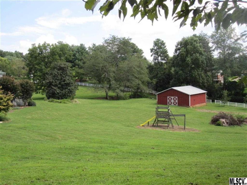 5612 Grace Chapel Road Hickory, NC 28601 - Photo 18 of 25 Gallery Image 18