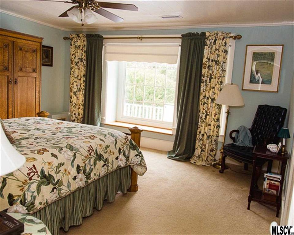 5612 Grace Chapel Road Hickory, NC 28601 - Photo 8 of 25 Gallery Image 8