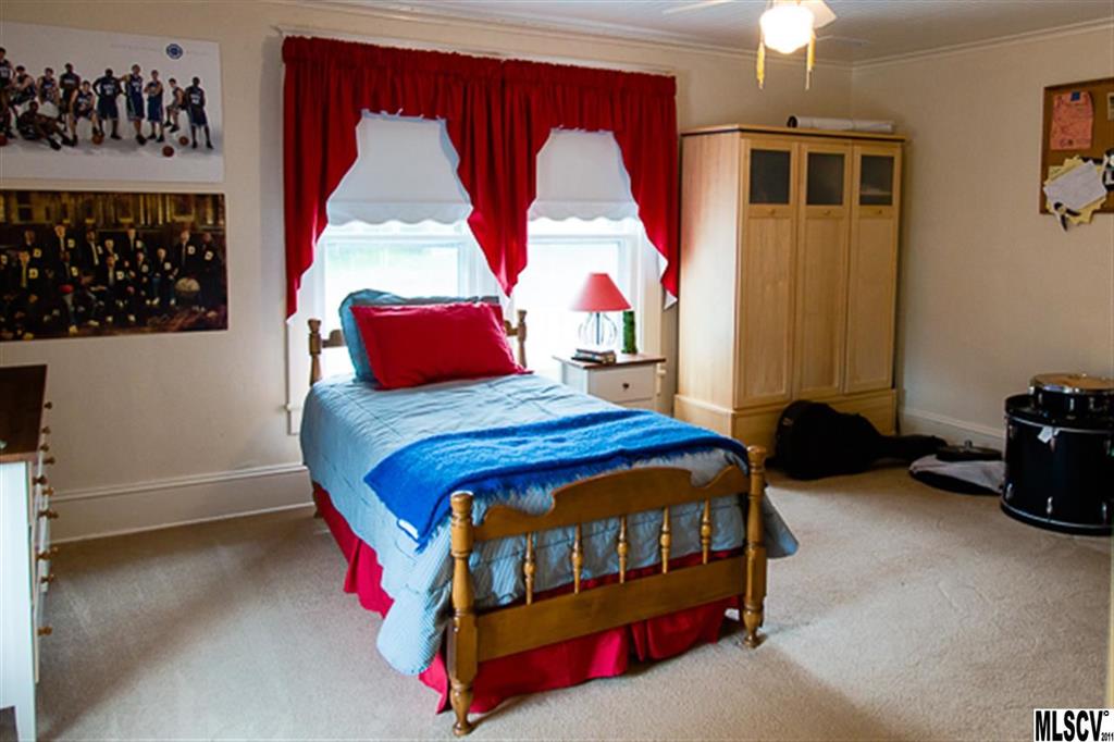5612 Grace Chapel Road Hickory, NC 28601 - Photo 9 of 25 Gallery Image 9