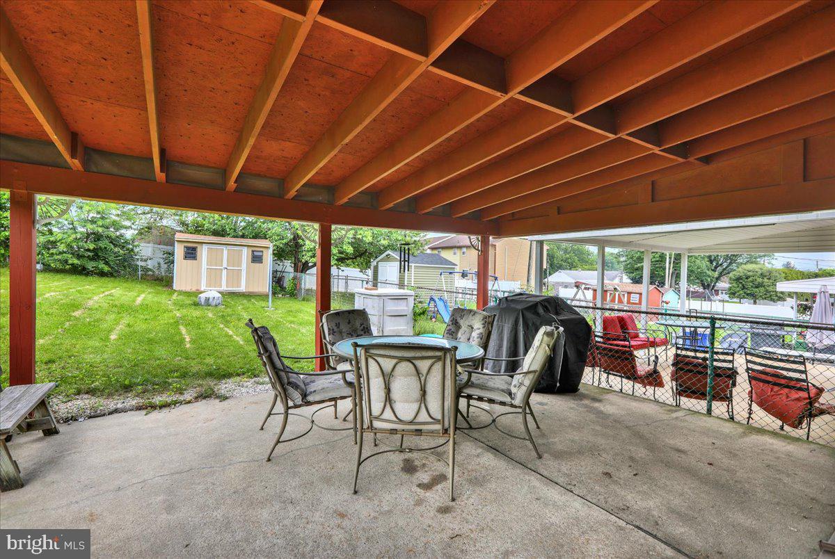 641 Centre Street Reading, PA 19605 - Photo 20 of 27 Gallery Image 20