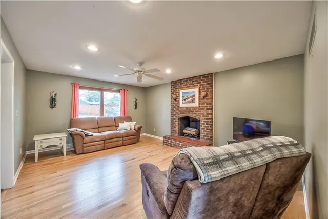 $389,000 | 10120 West 65th Street, Merriam, KS 66203