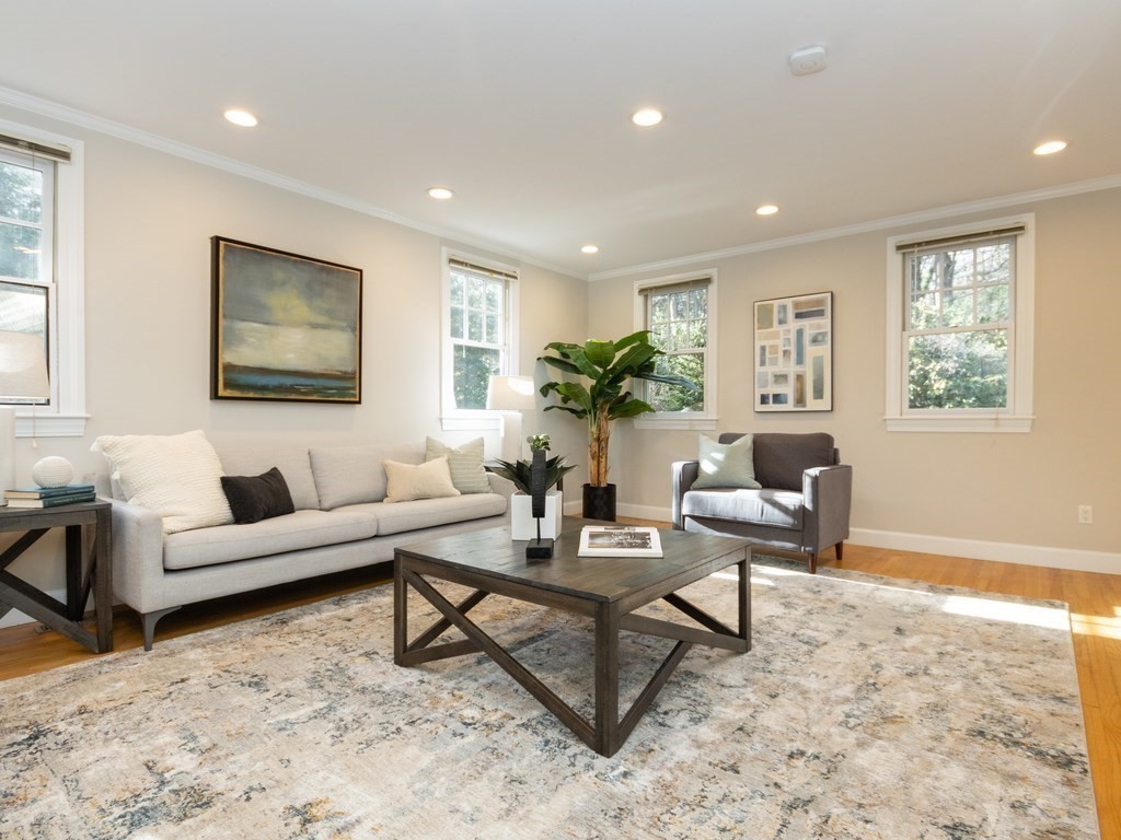 345 Conant Road Weston, MA 02493 - Photo 14 of 40