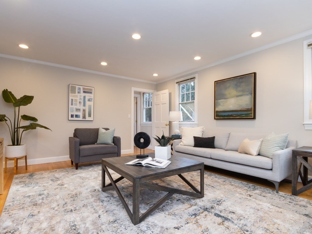 345 Conant Road Weston, MA 02493 - Photo 15 of 40