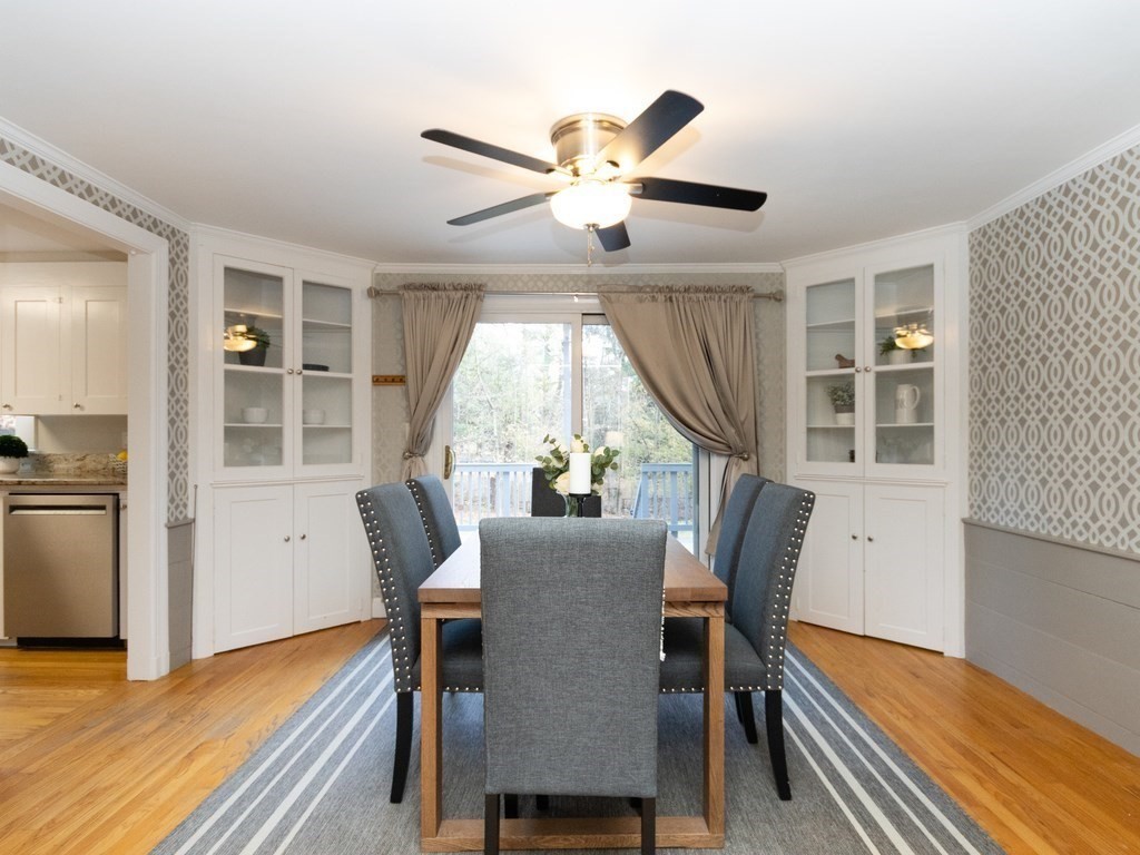345 Conant Road Weston, MA 02493 - Photo 9 of 40