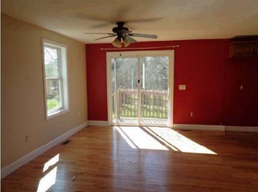 58 Crest Road Tiverton, RI 02878 - Photo 9 of 14
