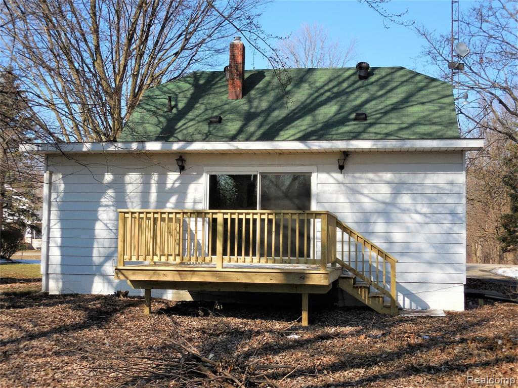 1111 West Reid Road Flint, MI 48507 - Photo 4 of 42
