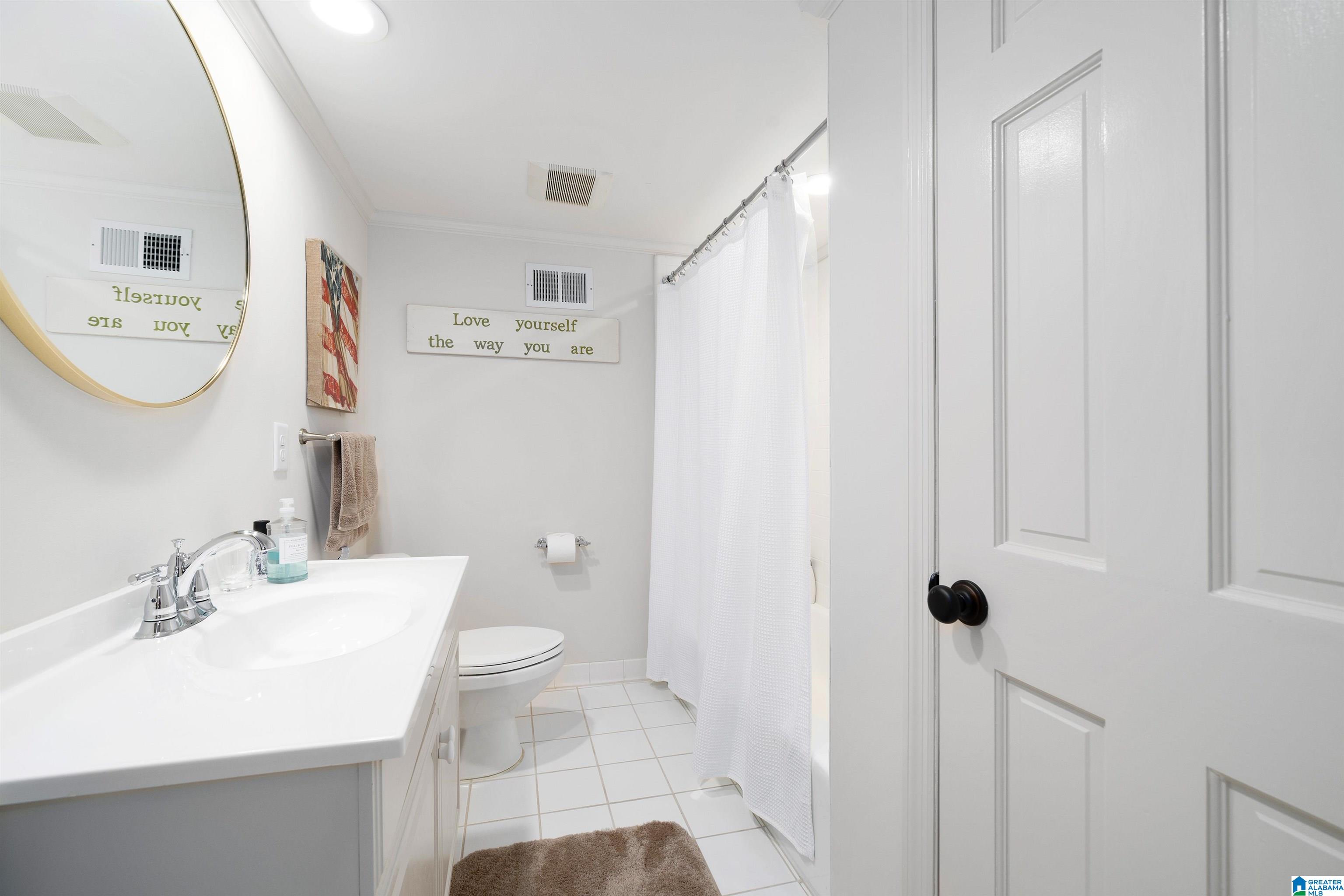 1844 Lancaster Road Birmingham, AL 35209 - Photo 33 of 45