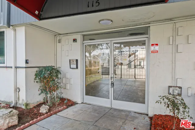 $1,495 | 115 North Oak Street, Unit 34, Inglewood, CA 90301