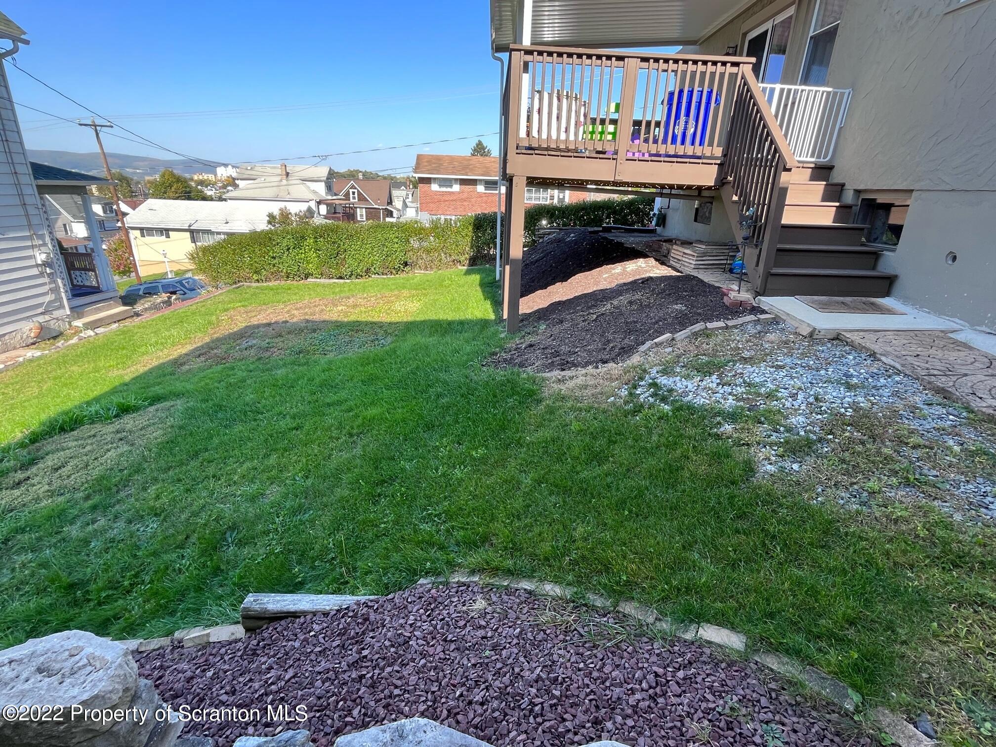 910 Orchard Street Scranton, PA 18505 - Photo 16 of 20