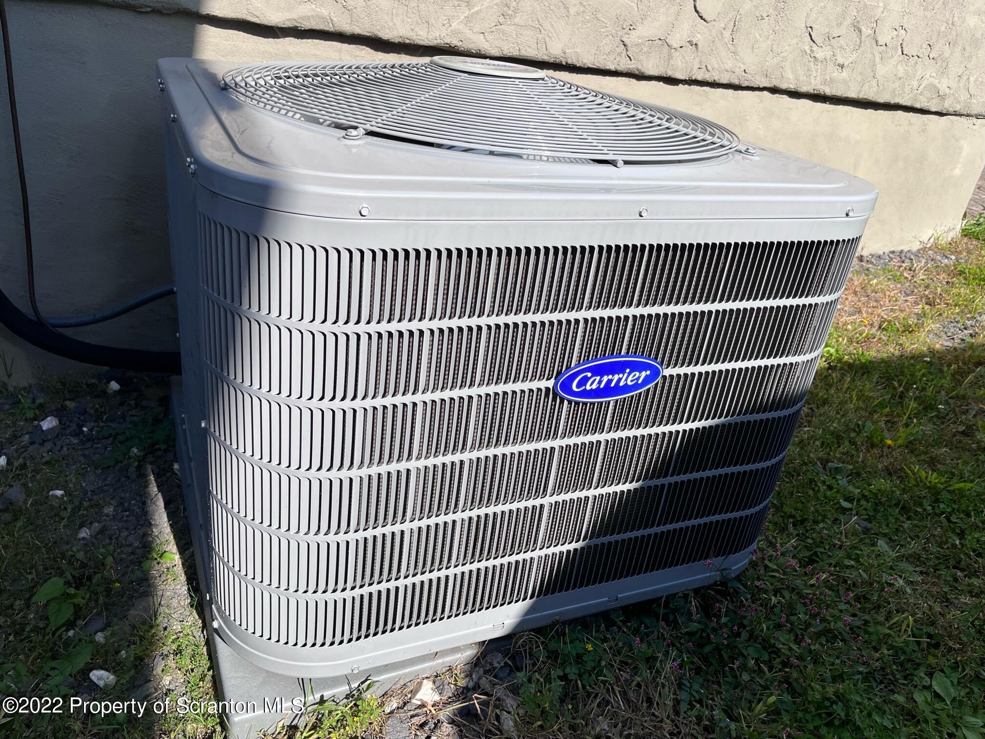 910 Orchard Street Scranton, PA 18505 - Photo 17 of 20