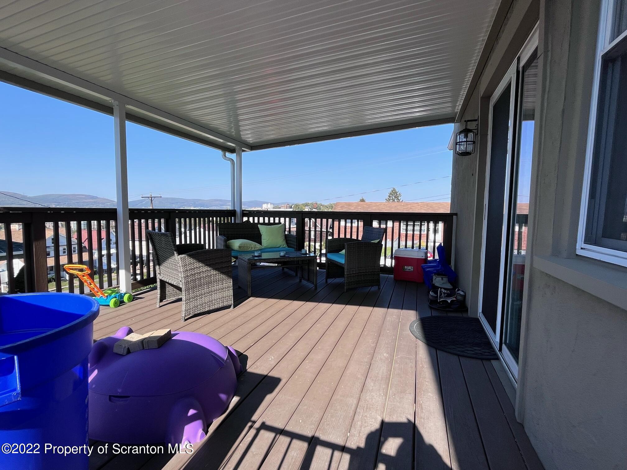 910 Orchard Street Scranton, PA 18505 - Photo 4 of 20