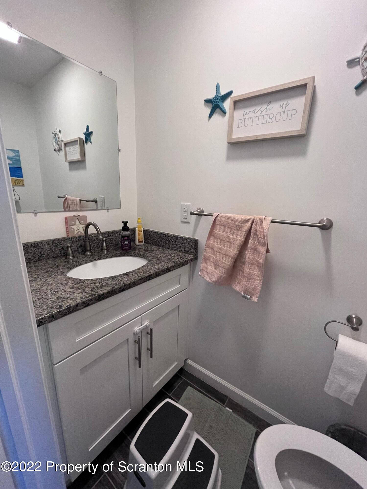 910 Orchard Street Scranton, PA 18505 - Photo 10 of 20