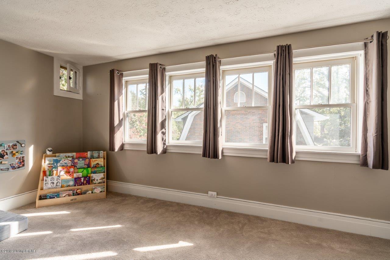 2109 Edgehill Road Louisville, KY 40205 - Photo 26 of 49 real-estate-highlands---28