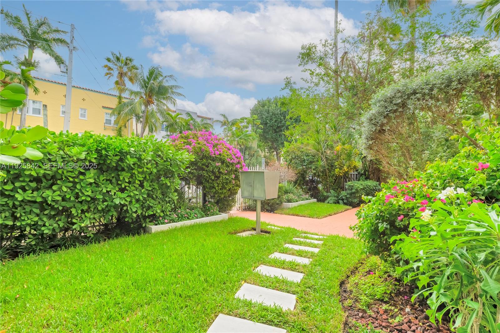 1350 Pennsylvania Avenue, Unit 207 Miami Beach, FL 33139 - Photo 17 of 47