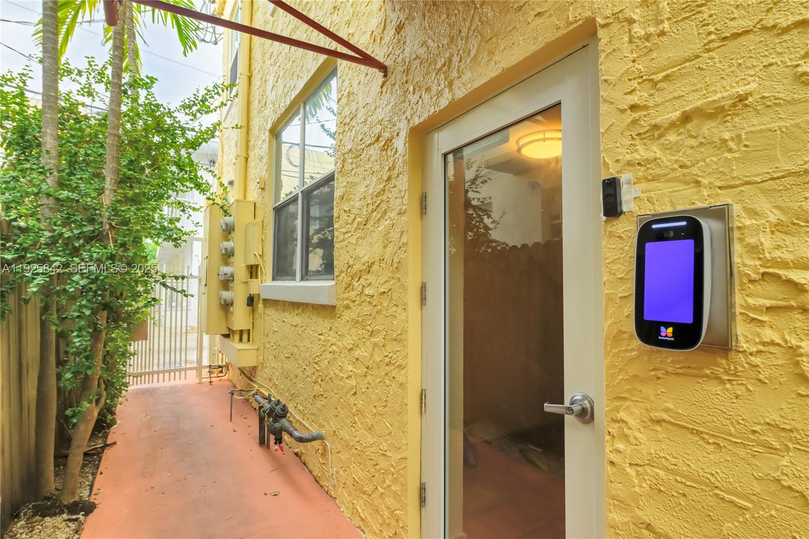 1350 Pennsylvania Avenue, Unit 207 Miami Beach, FL 33139 - Photo 37 of 47