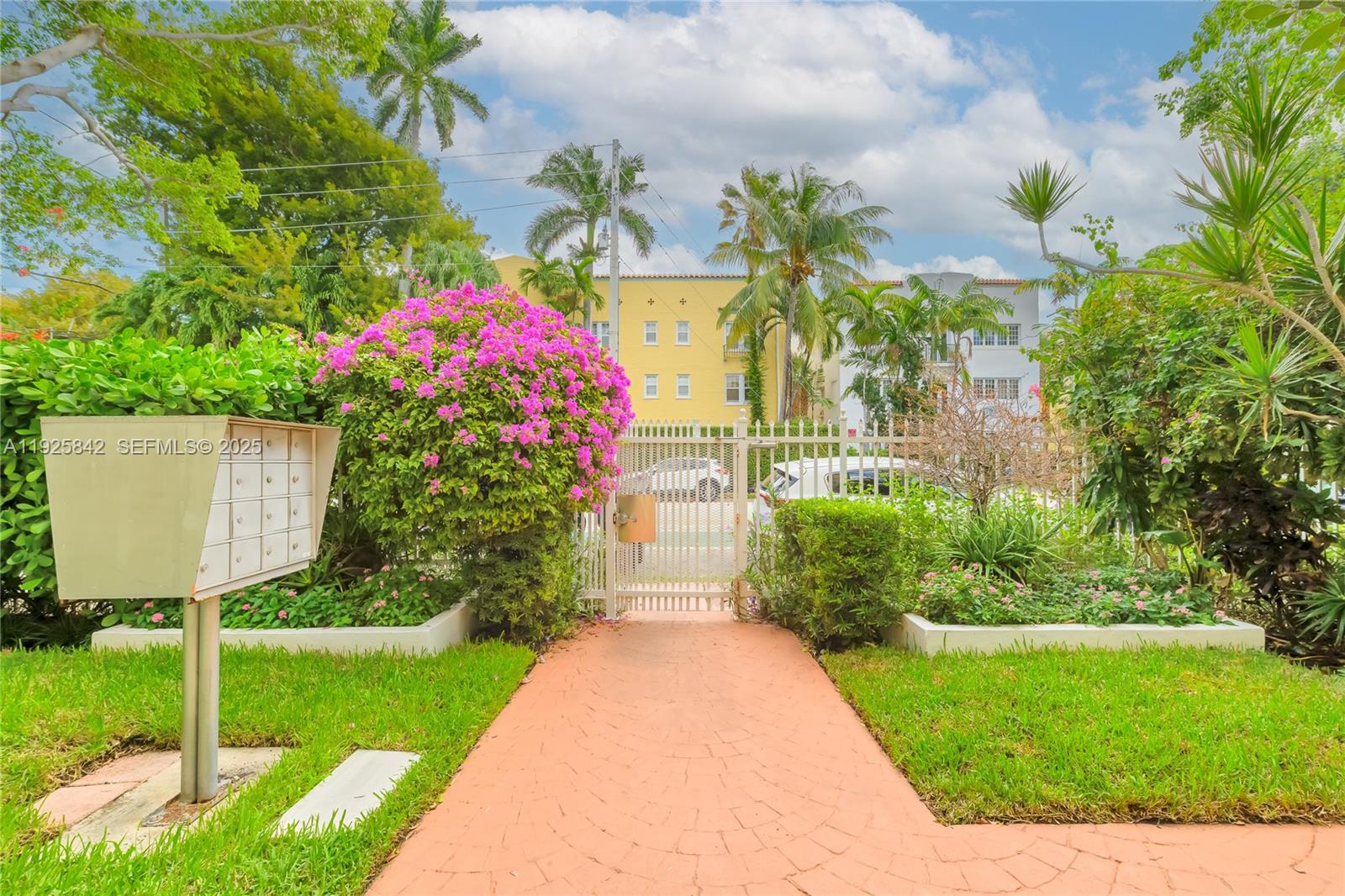 1350 Pennsylvania Avenue, Unit 207 Miami Beach, FL 33139 - Photo 39 of 47