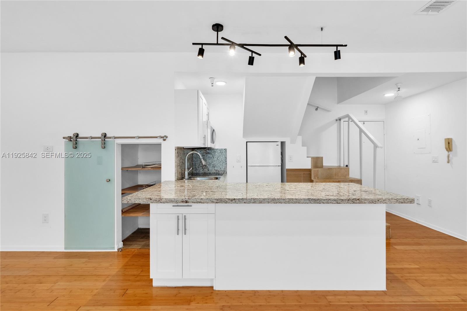 1350 Pennsylvania Avenue, Unit 207 Miami Beach, FL 33139 - Photo 4 of 47