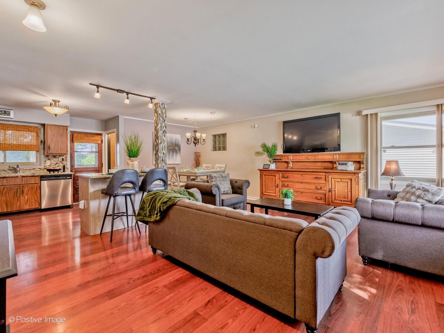 1025 Longaker Road Northbrook, IL 60062 - Photo 3 of 24