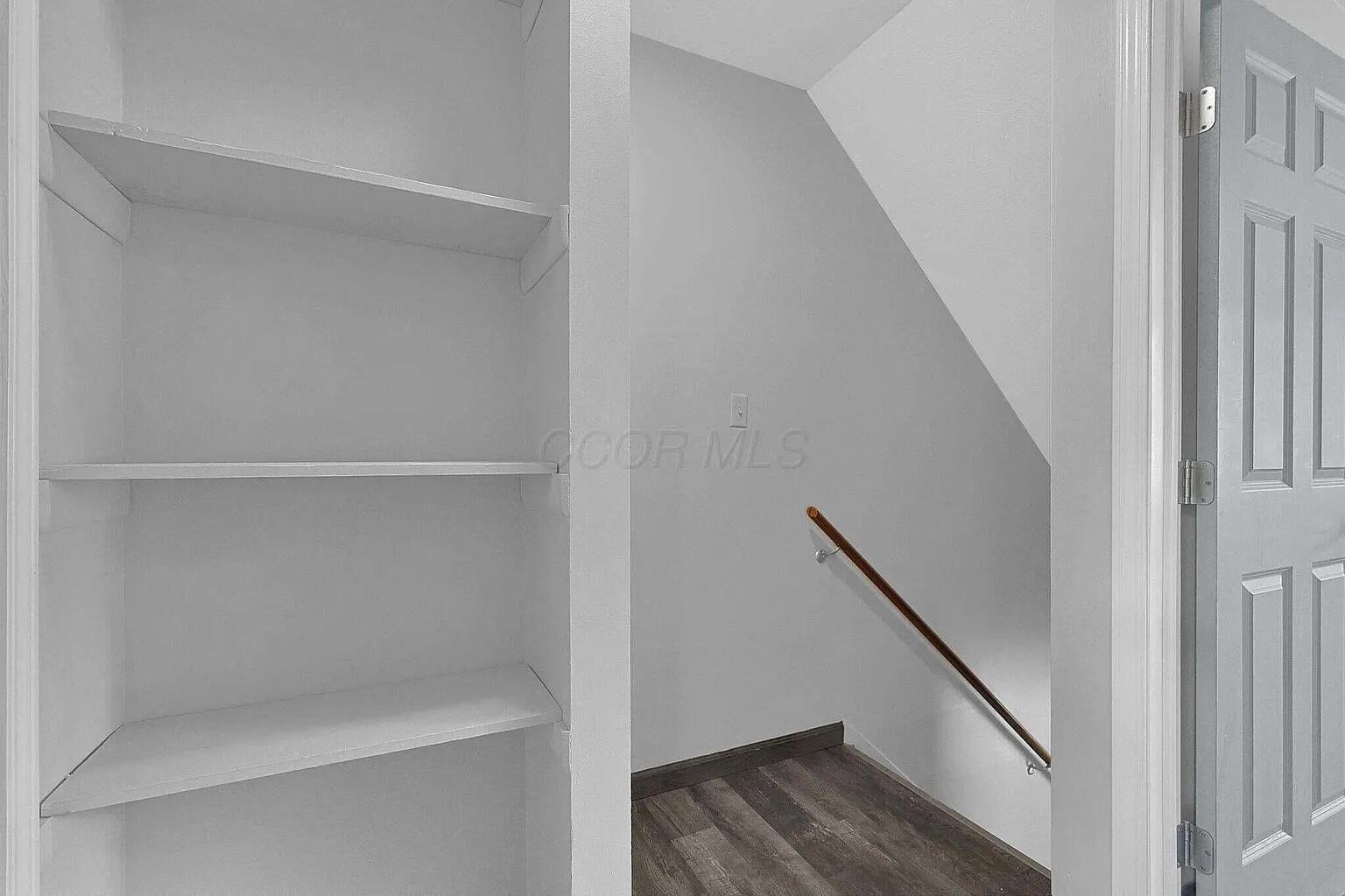53 Neil Street, Unit 3 Delaware, OH 43015 - Photo 10 of 18 Stairs