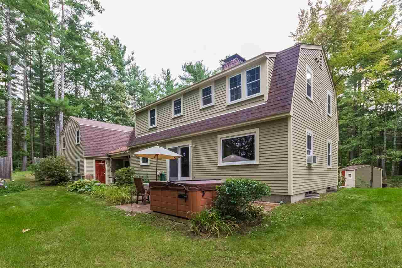 5 Stearns Road Amherst, NH 03031 - Photo 3 of 40