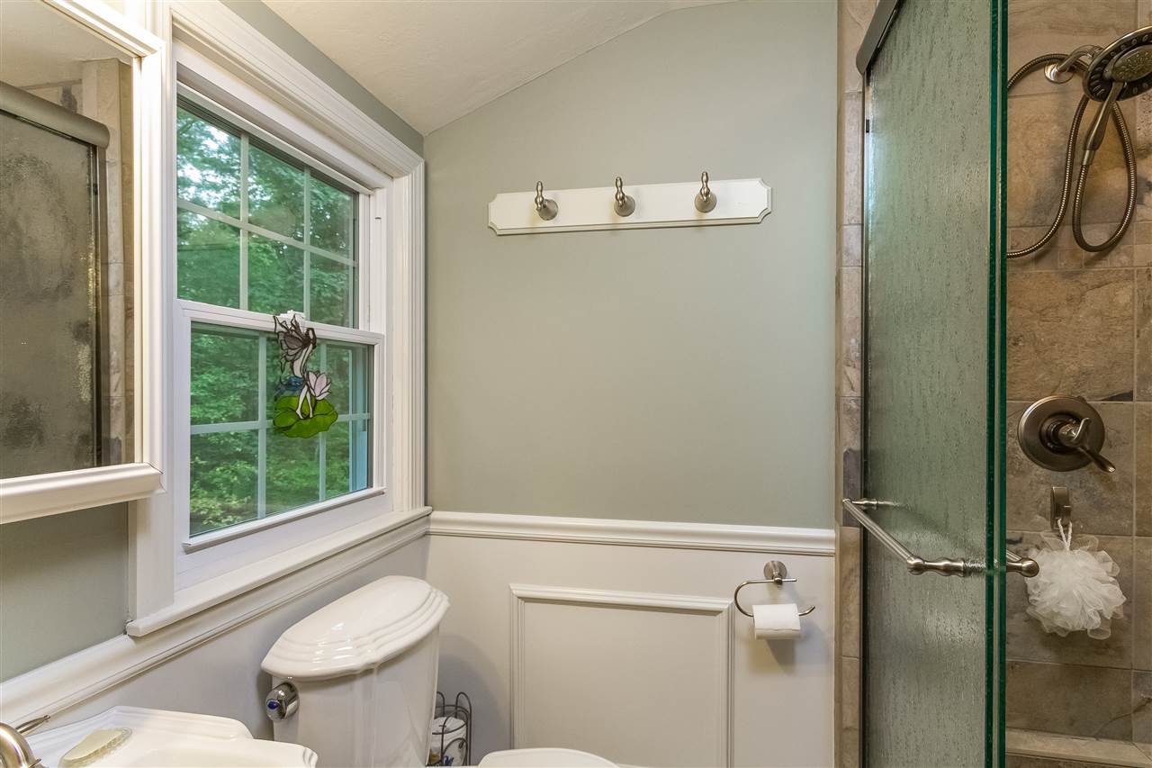 5 Stearns Road Amherst, NH 03031 - Photo 22 of 40