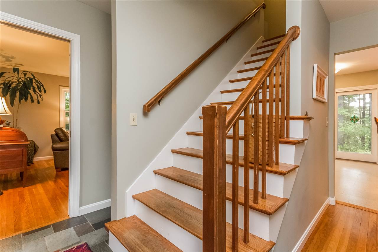 5 Stearns Road Amherst, NH 03031 - Photo 7 of 40