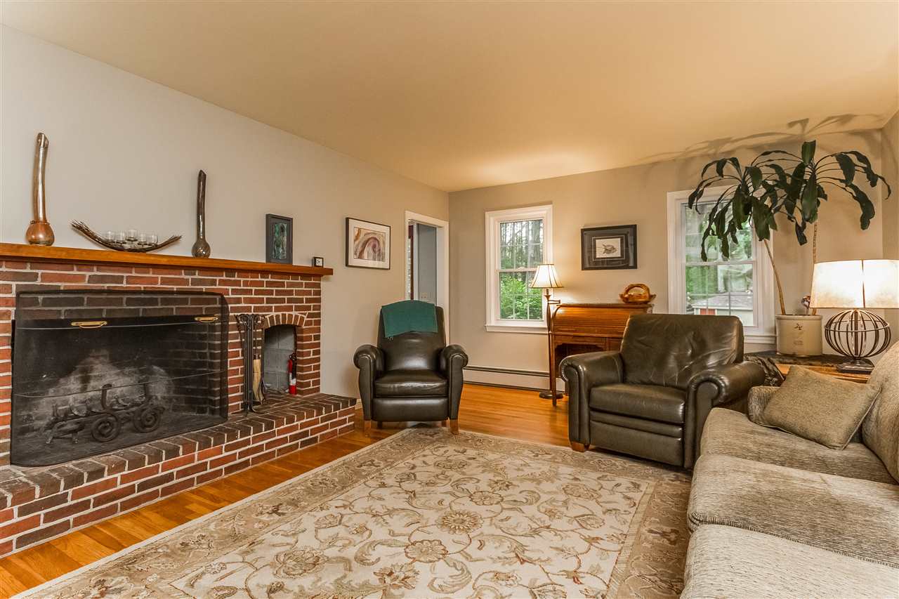 5 Stearns Road Amherst, NH 03031 - Photo 9 of 40