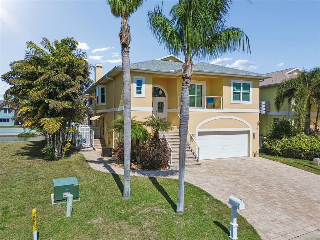 6170 Seaside Drive New Port Richey, FL 34652 - Photo 2 of 95