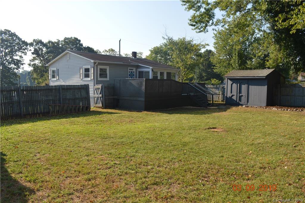107 Lee Loop Morganton, NC 28655 - Photo 11 of 12 Gallery Image 11