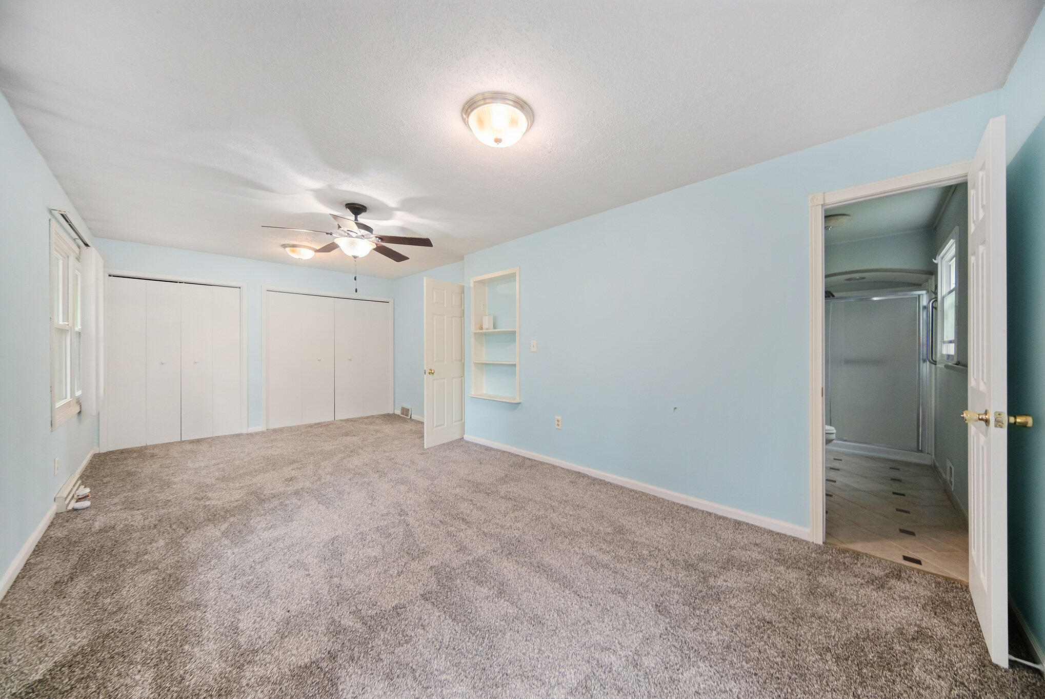 6109 Young Road Jackson, MI 49201 - Photo 13 of 31 014_file_847