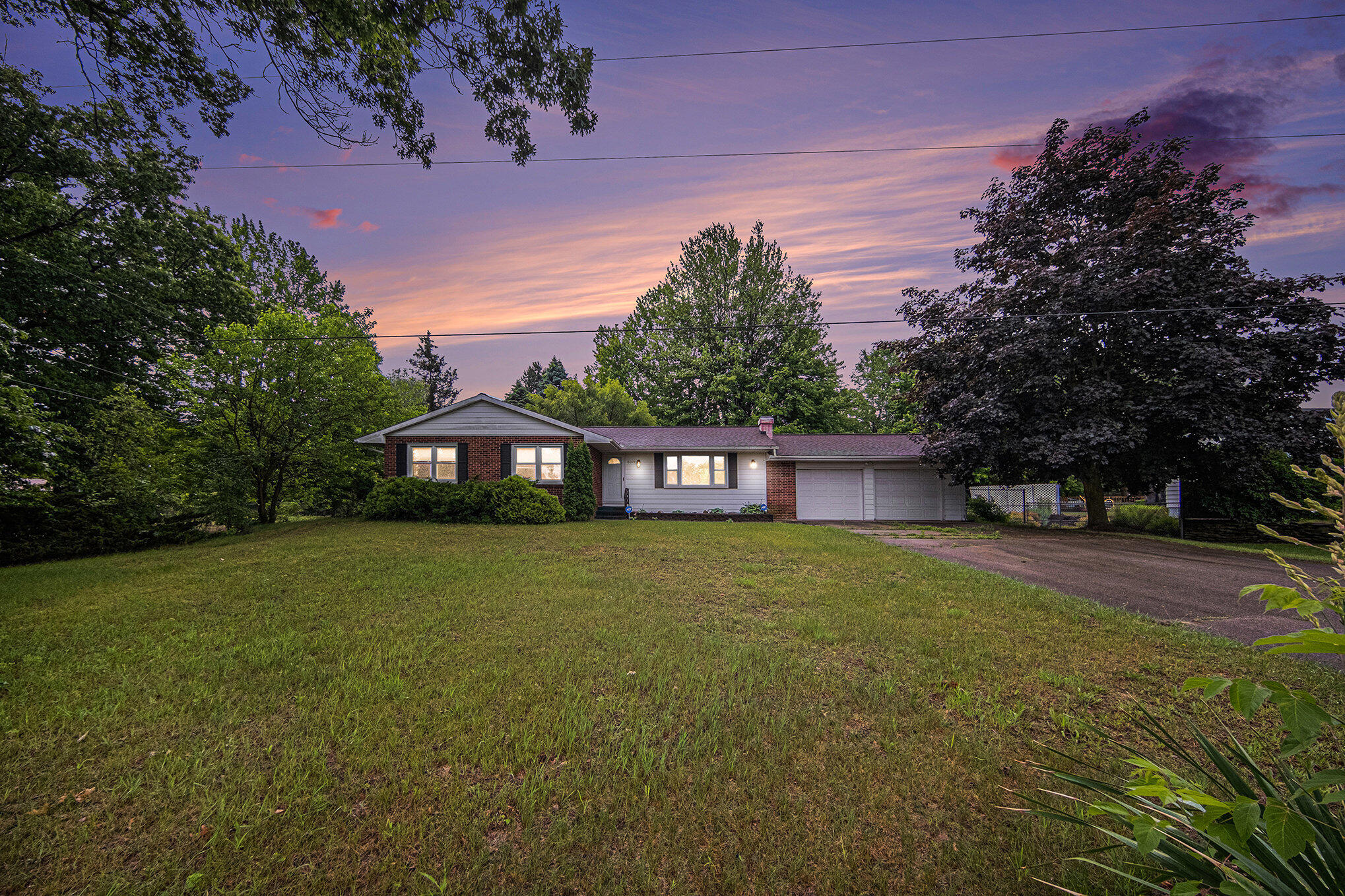 6109 Young Road Jackson, MI 49201 - Photo 2 of 31 001_file_327