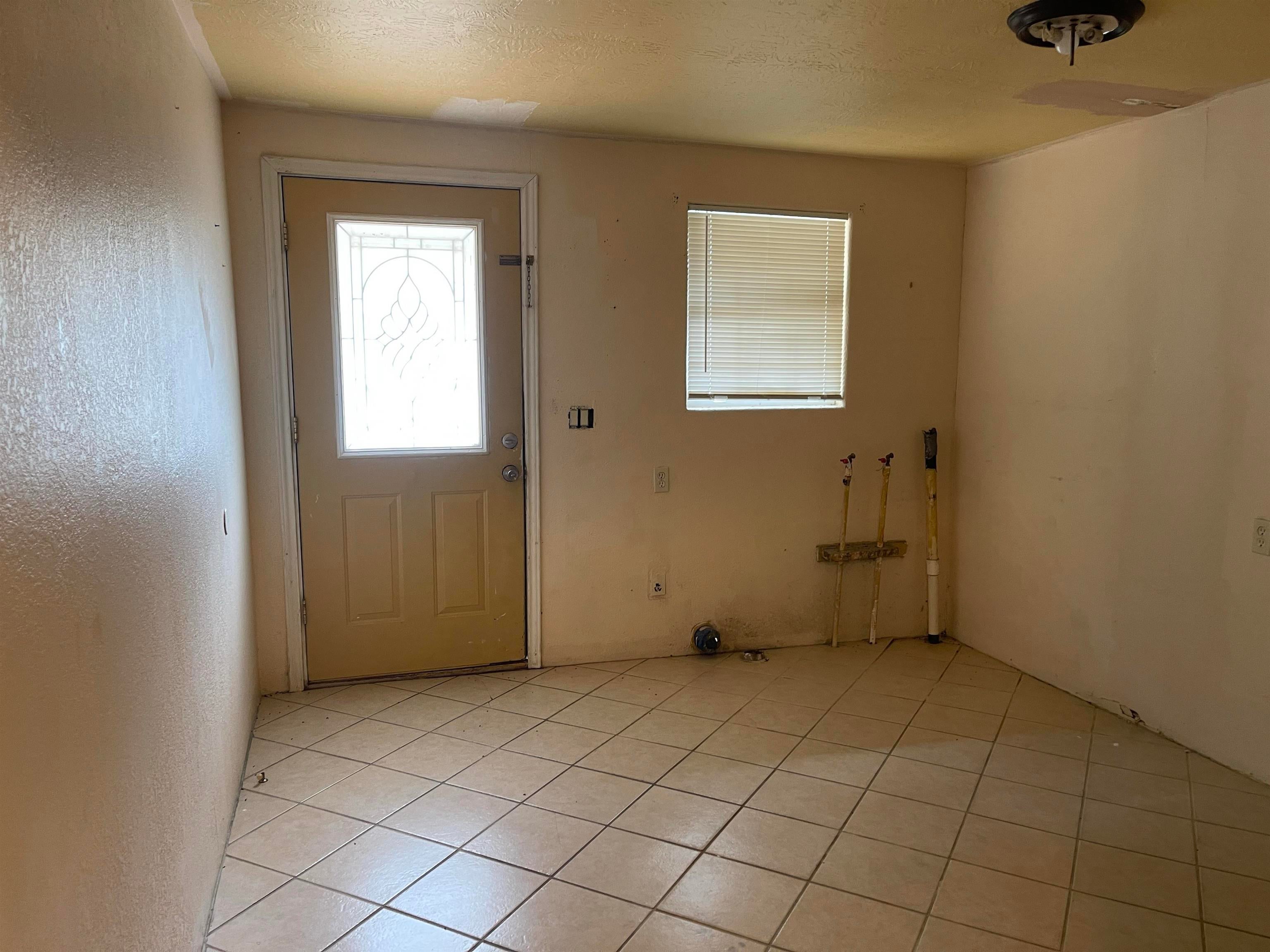 635 Spoonemore Road Vidor, TX 77662 - Photo 9 of 22 Gallery Image 9
